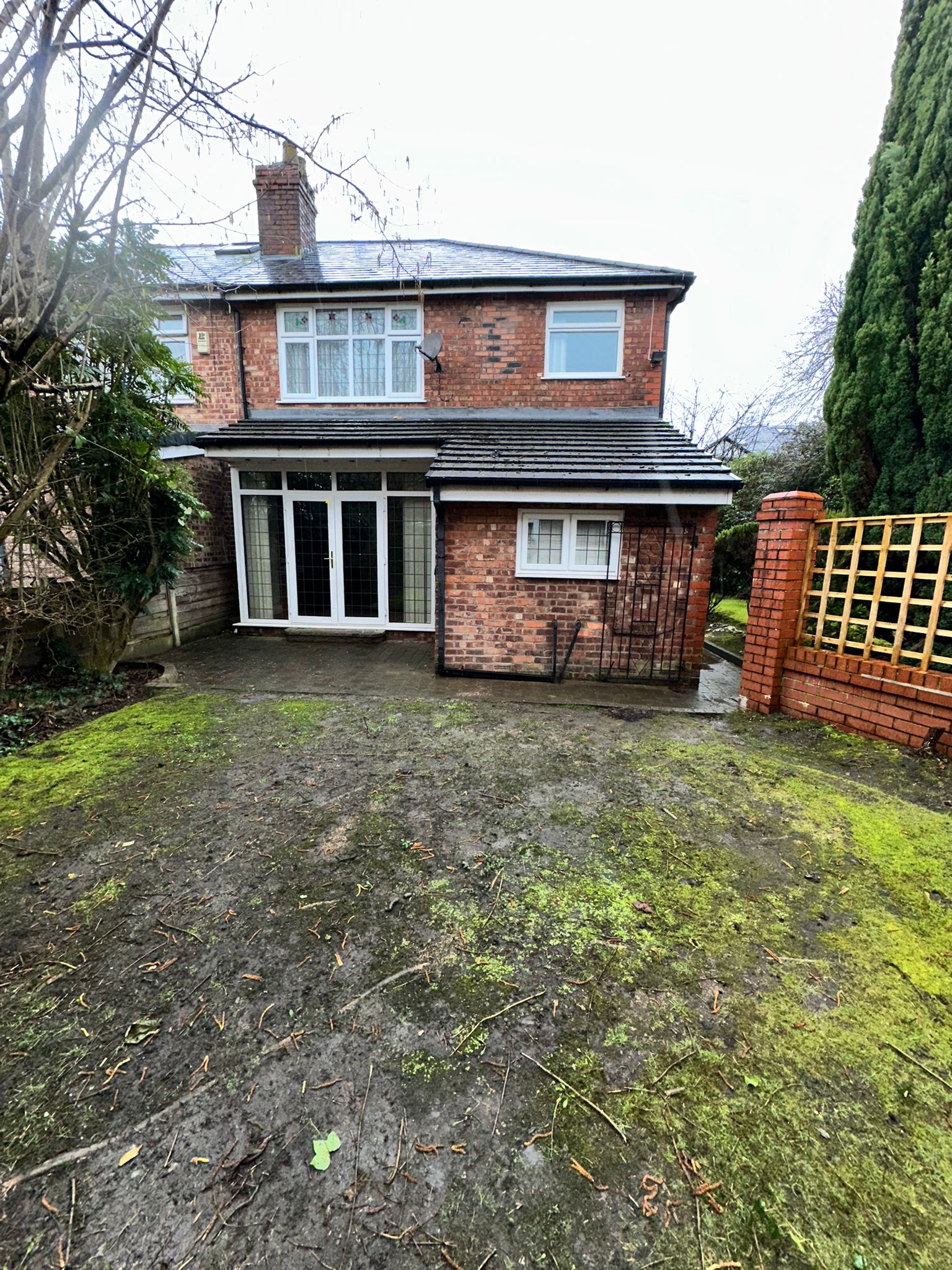 8155fcc4-aef6-40b8-8f27-2bef78645c4f