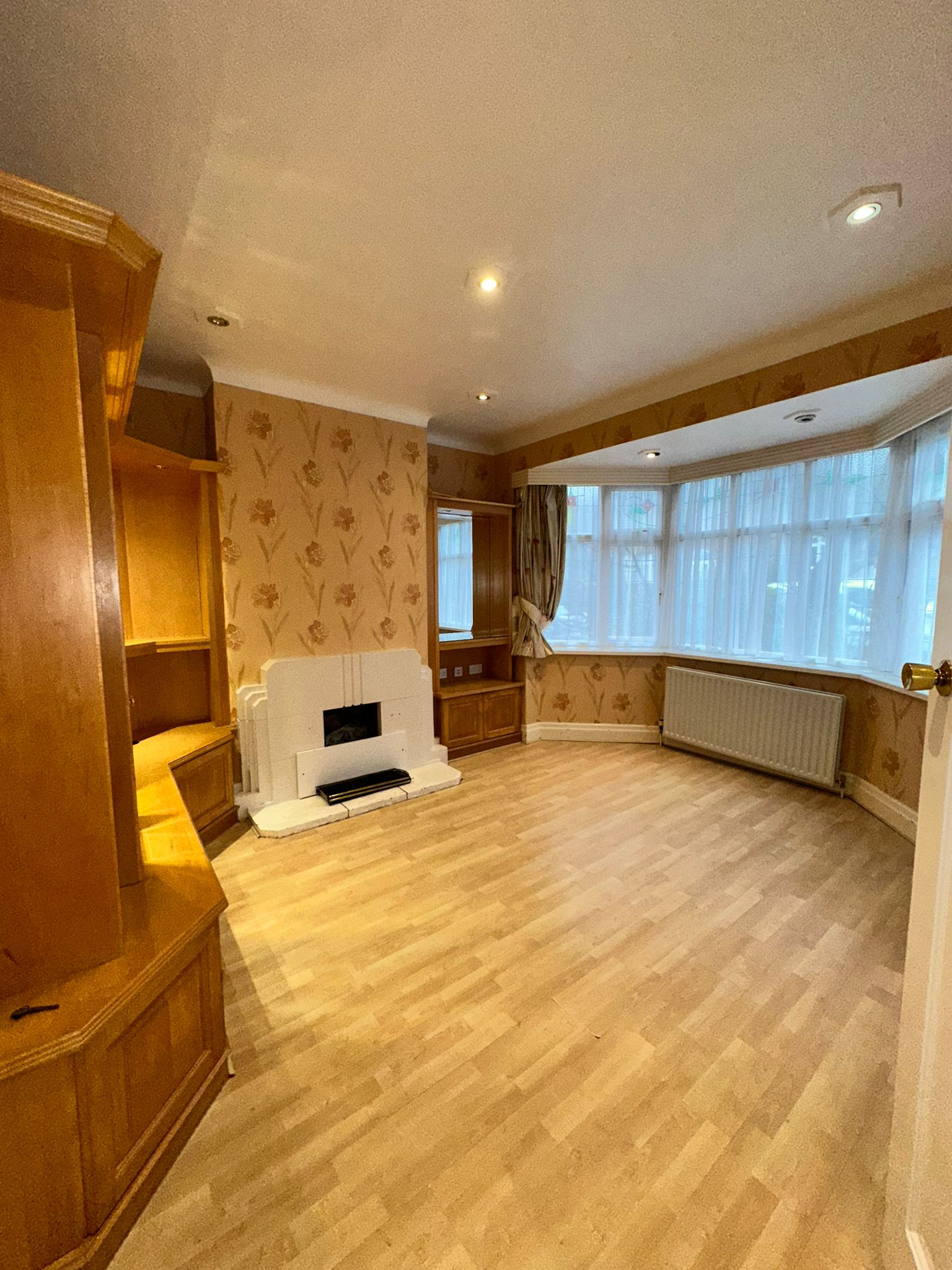 d9bd8f13-02a8-4355-a91a-2b82666aae31